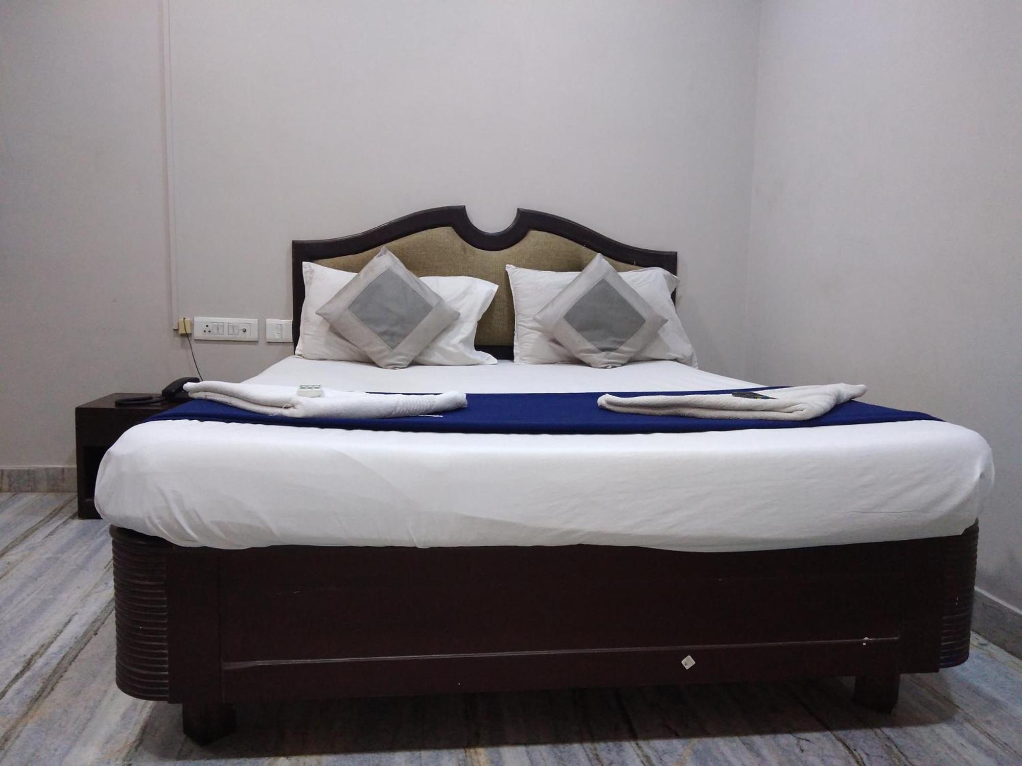 Grand Tower Chennai 호텔 객실 사진