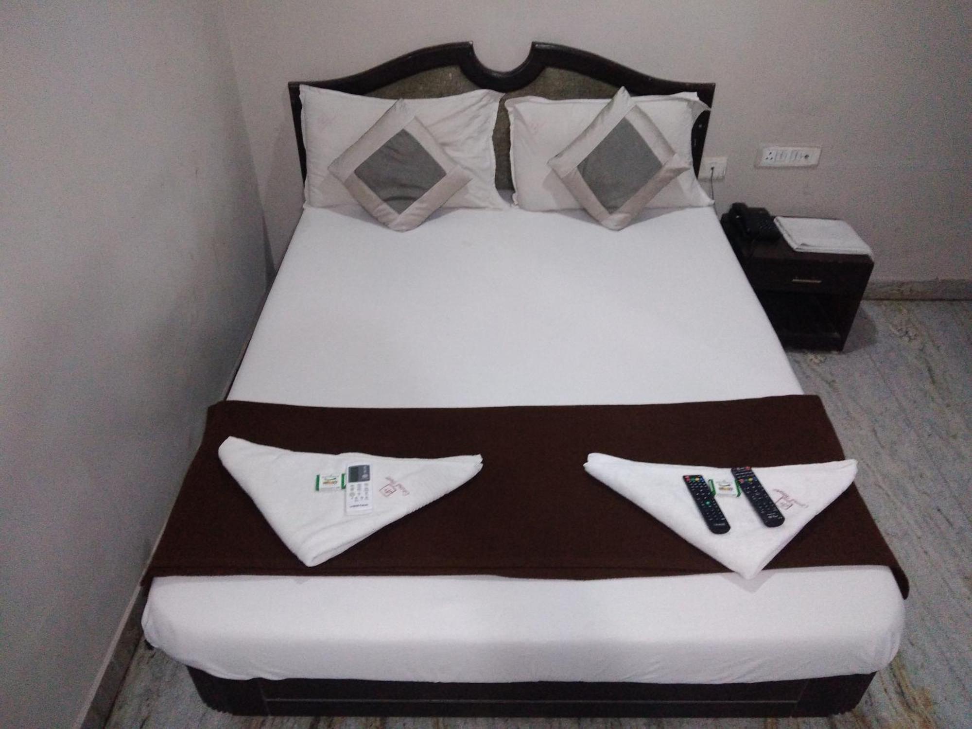 Grand Tower Chennai 호텔 객실 사진